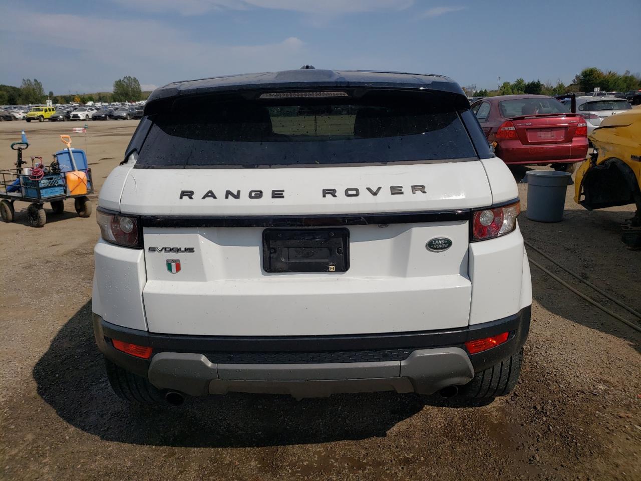 2015 Land Rover Range Rover Evoque Pure VIN: SALVN2BG1FH001688 Lot: 71028974
