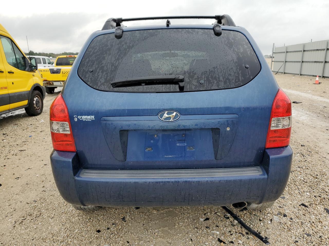 KM8JM12B65U171618 2005 Hyundai Tucson Gl