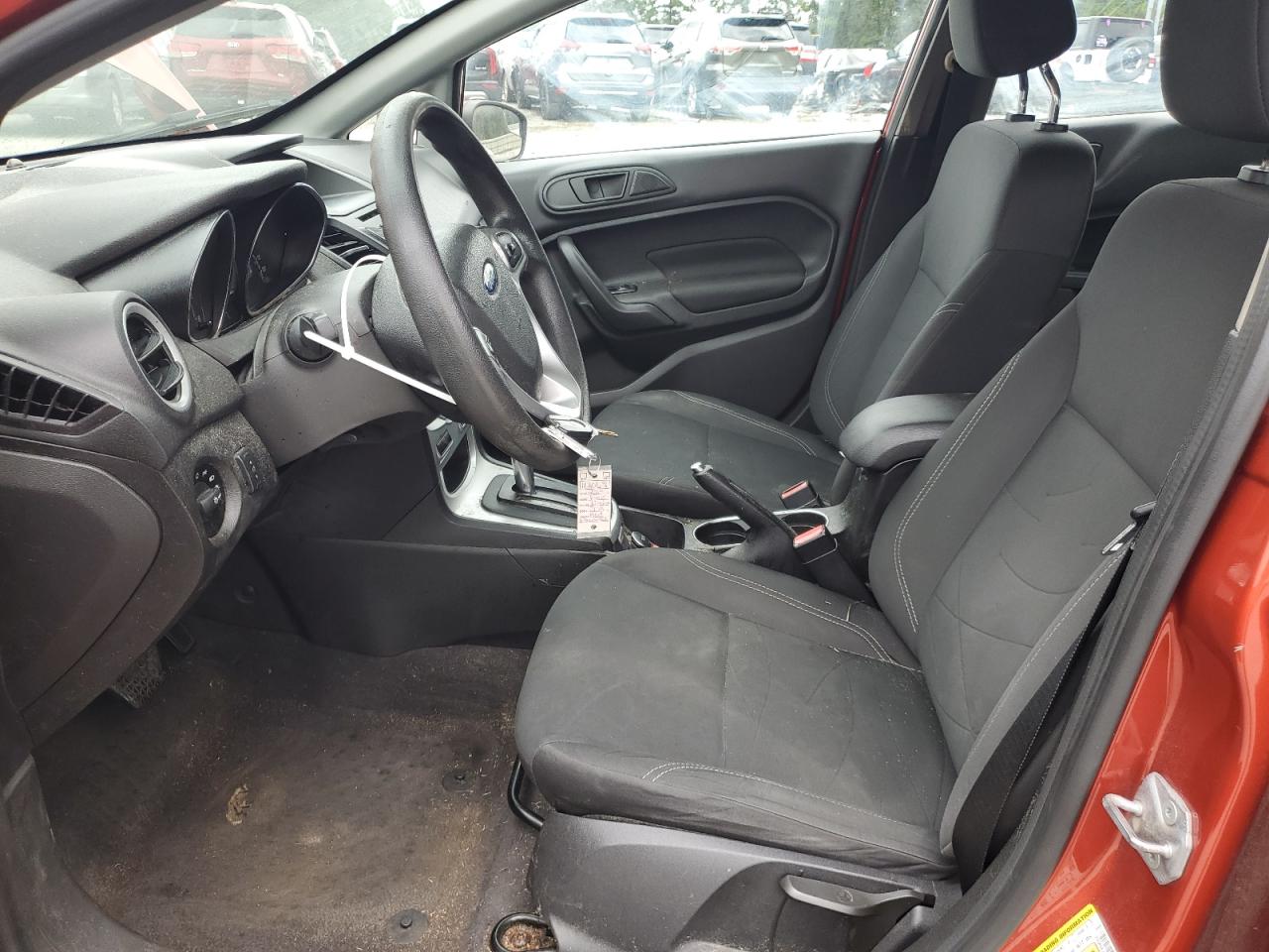 3FADP4EJ8KM157738 2019 Ford Fiesta Se