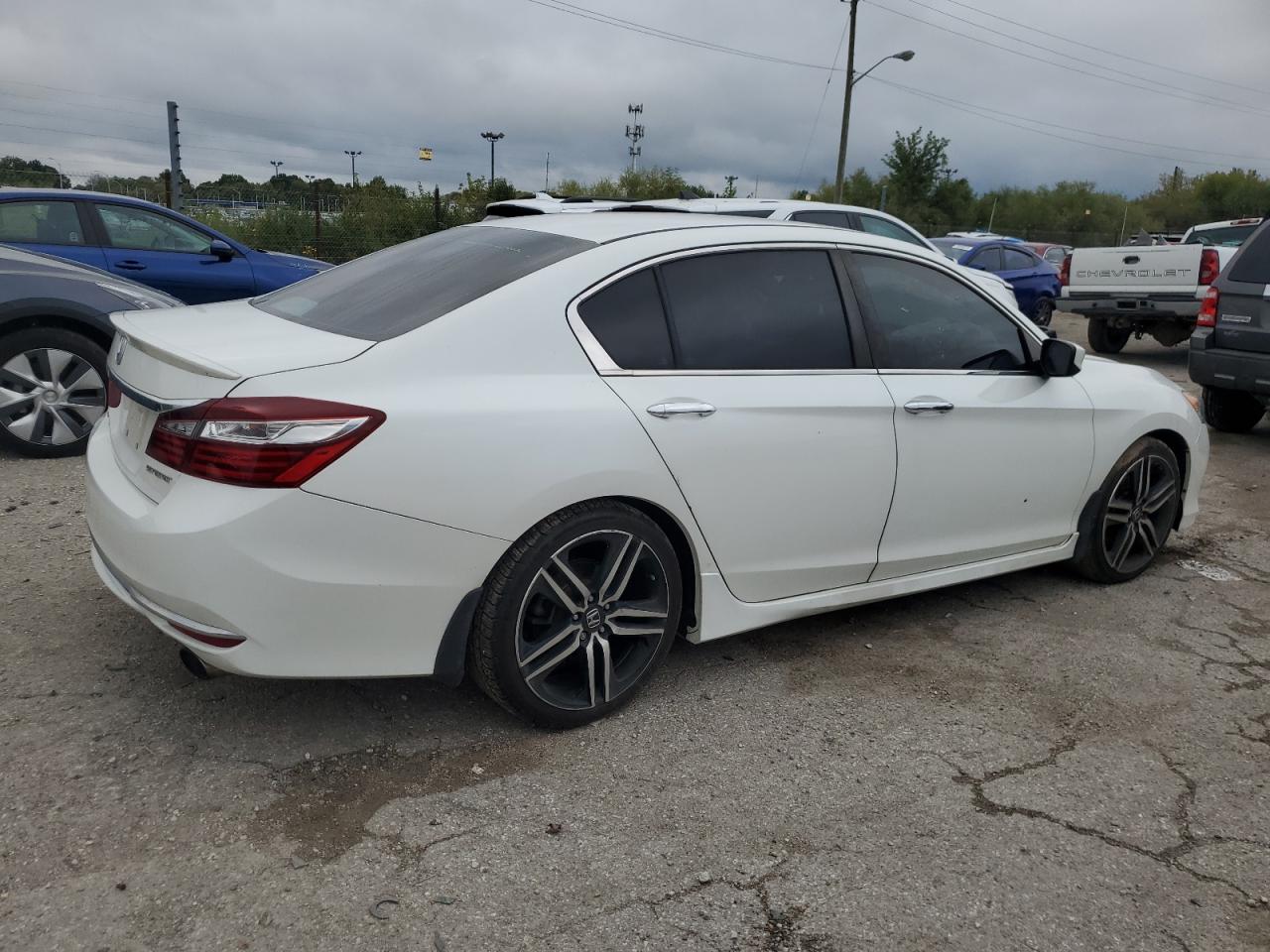 2016 Honda Accord - Image 3