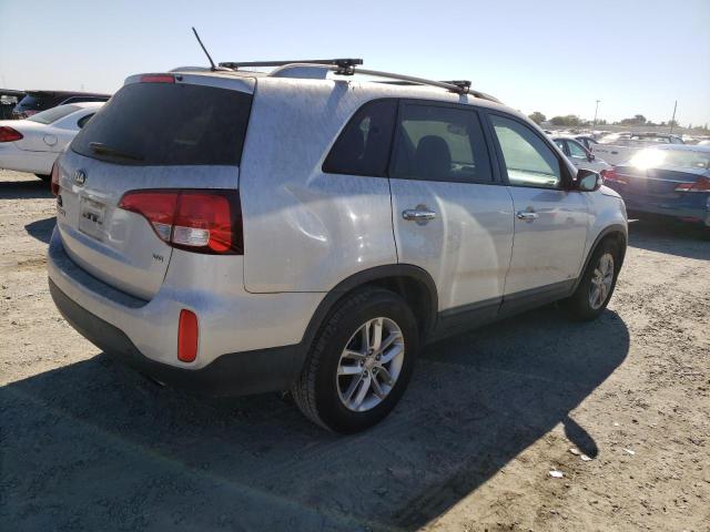  KIA SORENTO 2015 Srebrny