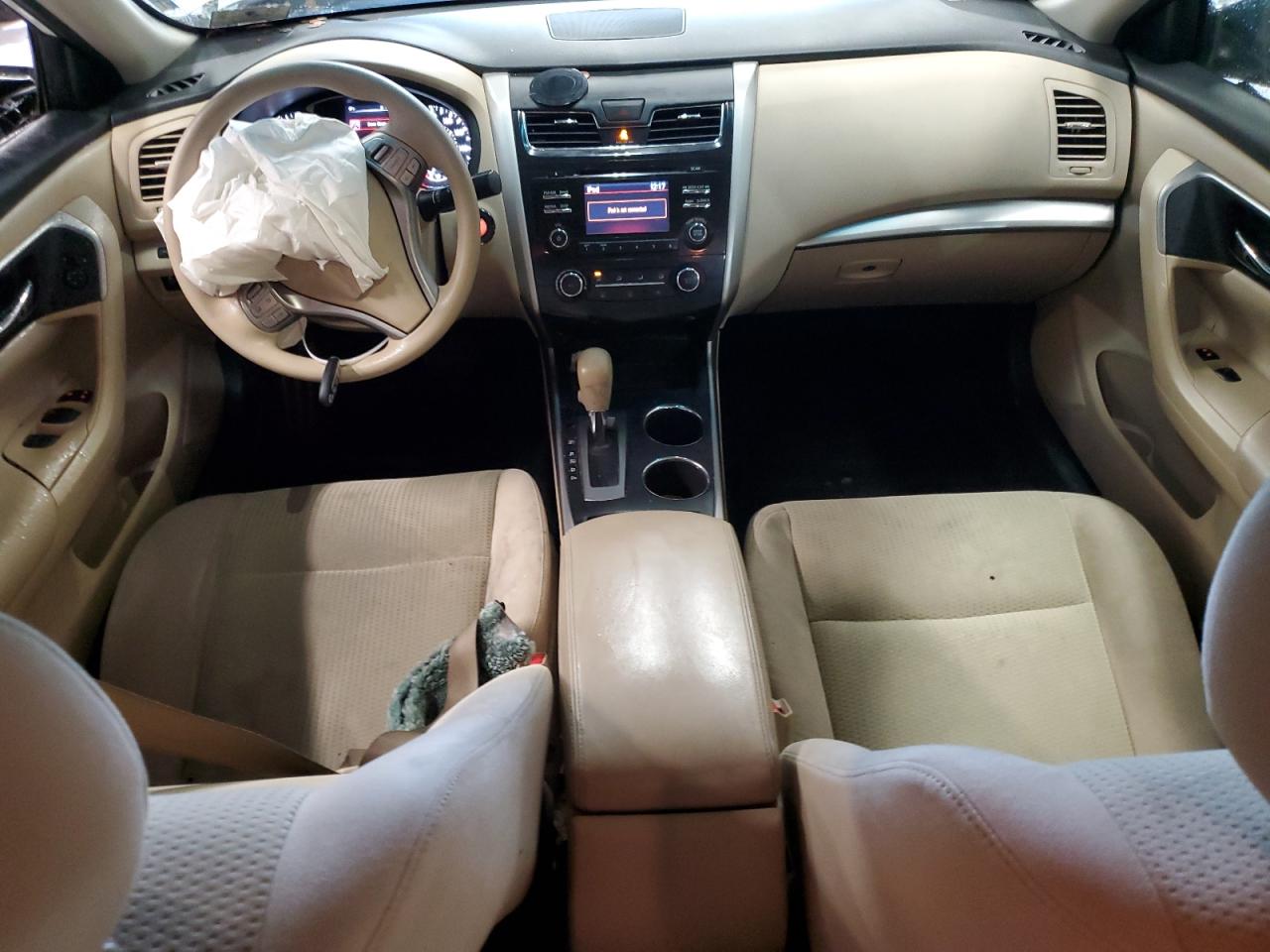2015 Nissan Altima - Image 8