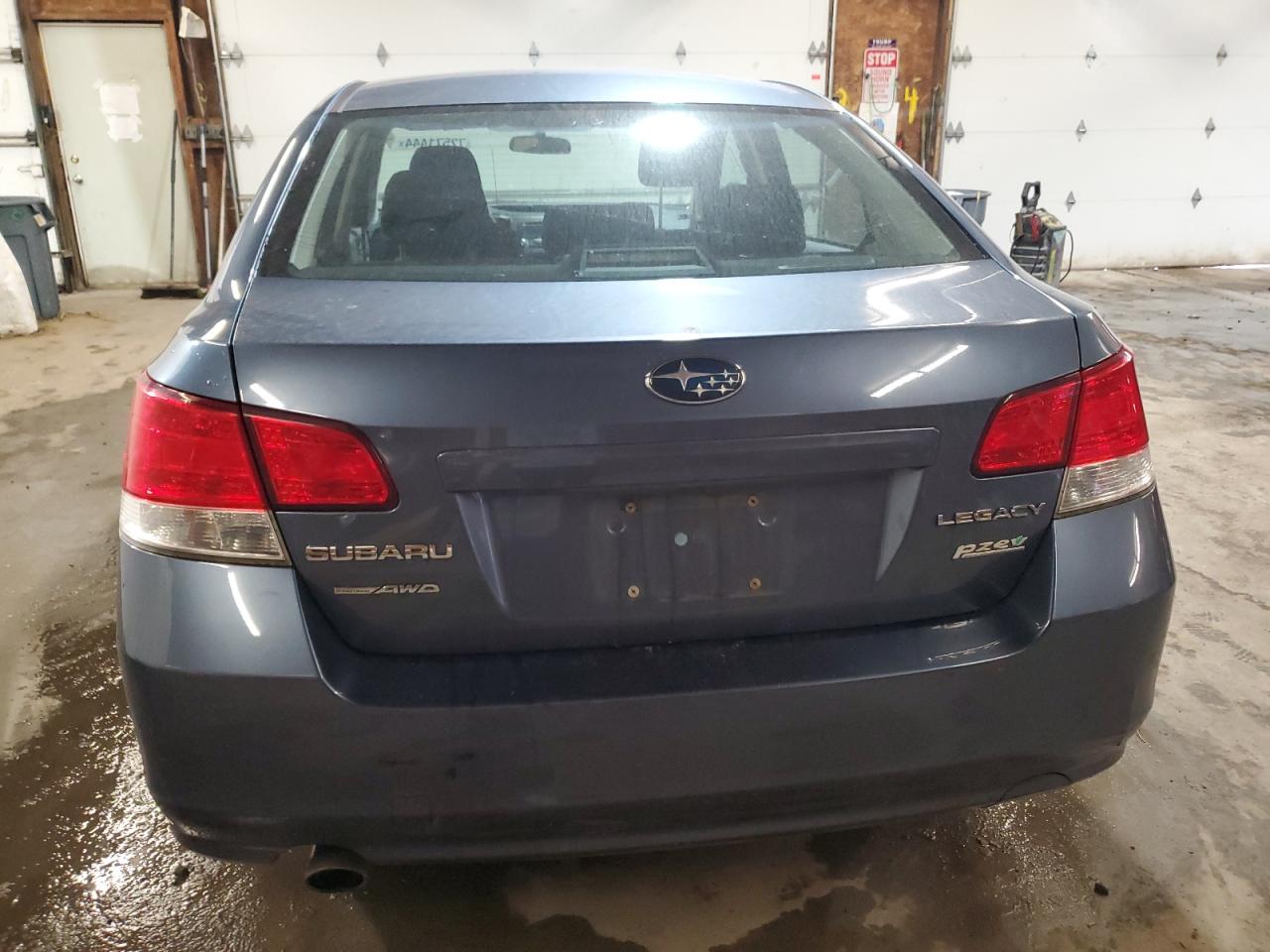 4S3BMBA62E3005752 2014 Subaru Legacy 2.5I