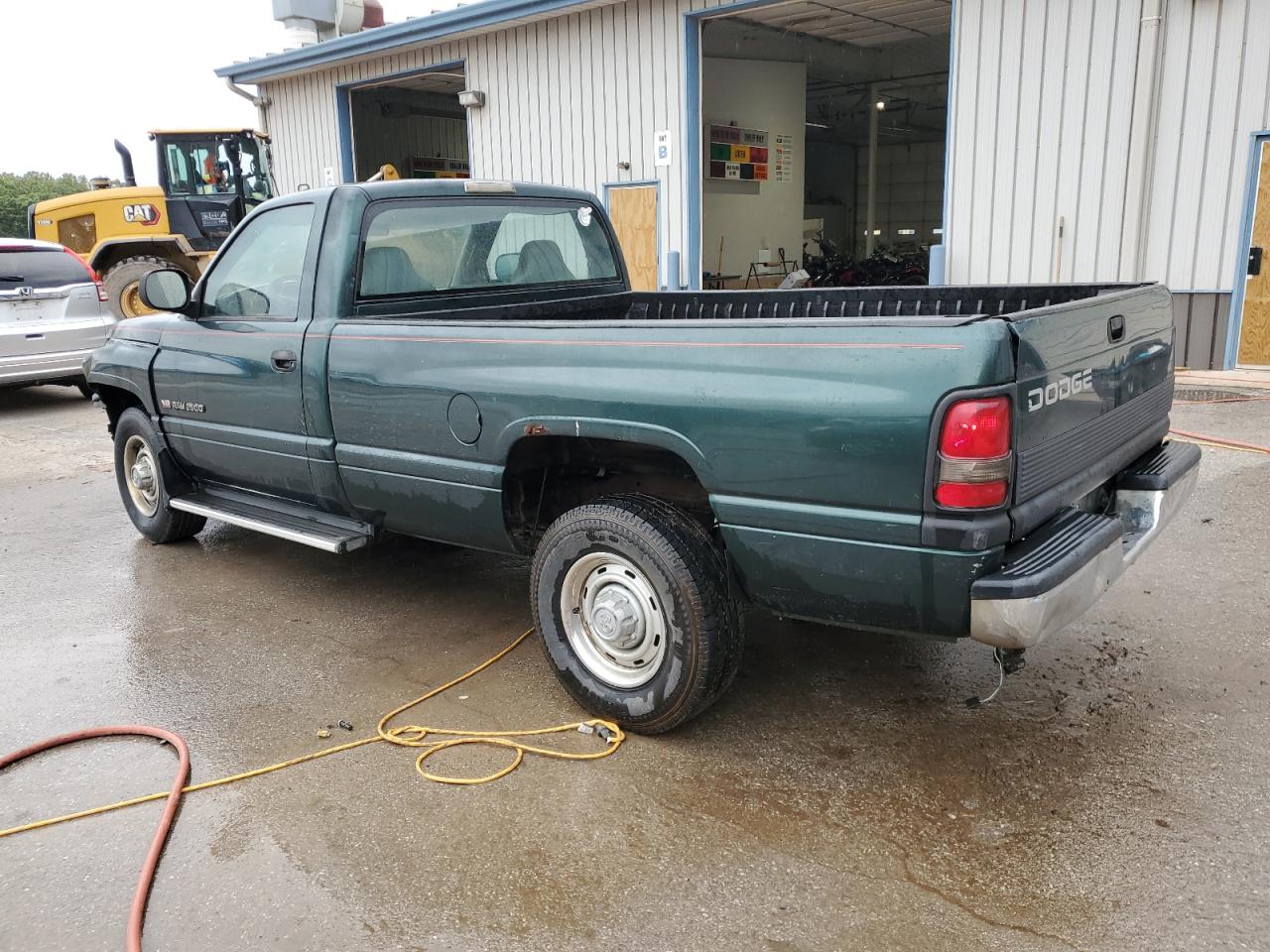 1998 Dodge RAM - Image 2