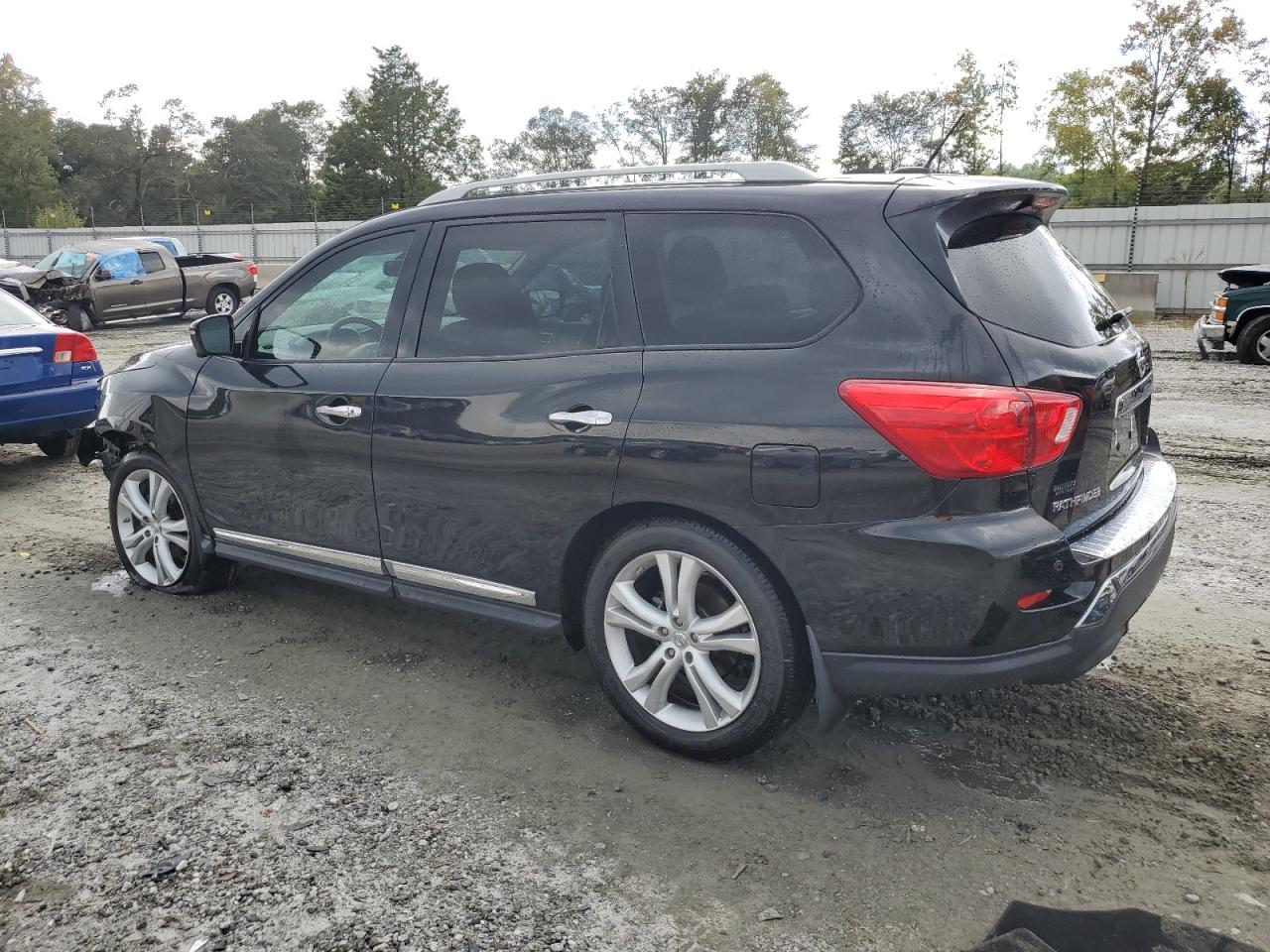 2017 Nissan Pathfinder S VIN: 5N1DR2MN3HC666347 Lot: 72032174