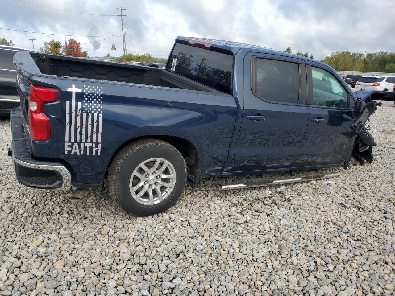 2021 Chevrolet Silverado - Image 3