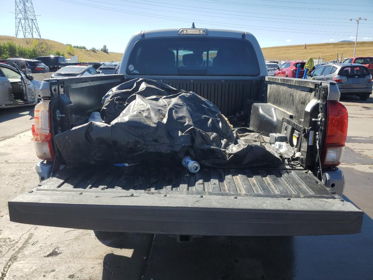 3TMCZ5ANXJM158998 2018 Toyota Tacoma Double Cab