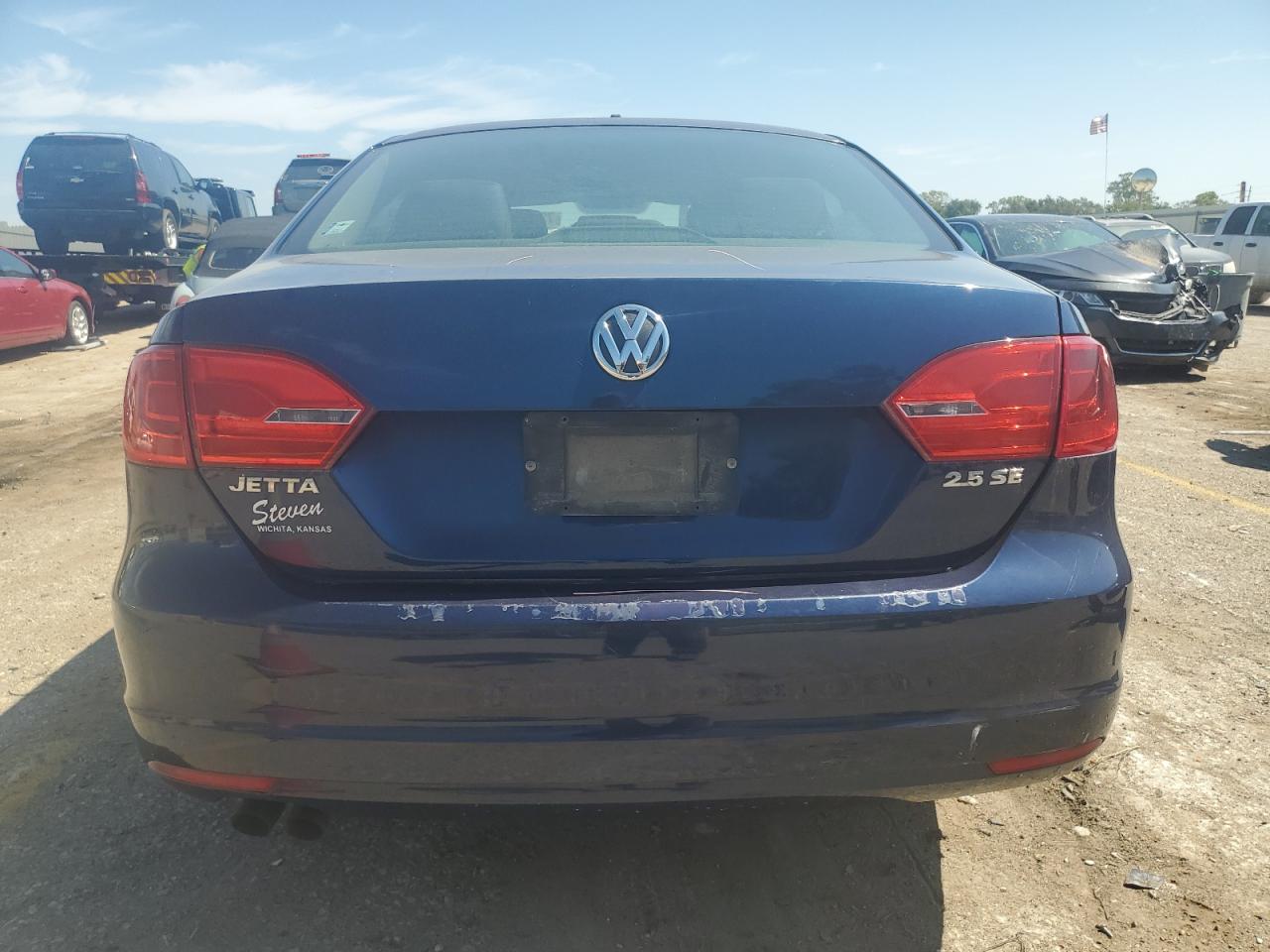 3VWDX7AJ3BM087595 2011 Volkswagen Jetta Se