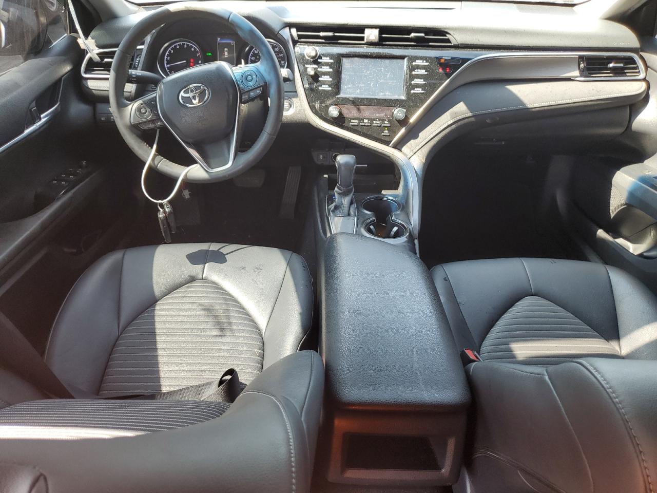 2018 Toyota Camry - Image 8