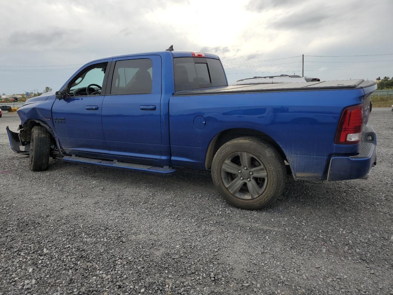 1C6RR7UT6JS174548 2018 Ram 1500 Sport