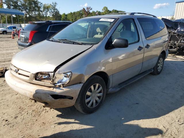 2000 Toyota Sienna Le