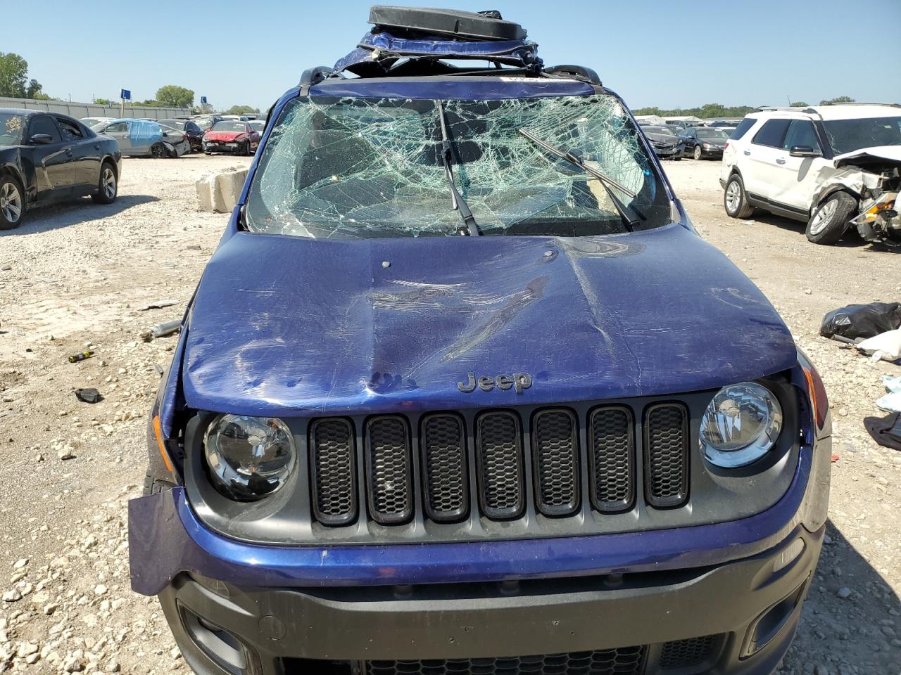 2017 Jeep Renegade - Image 5