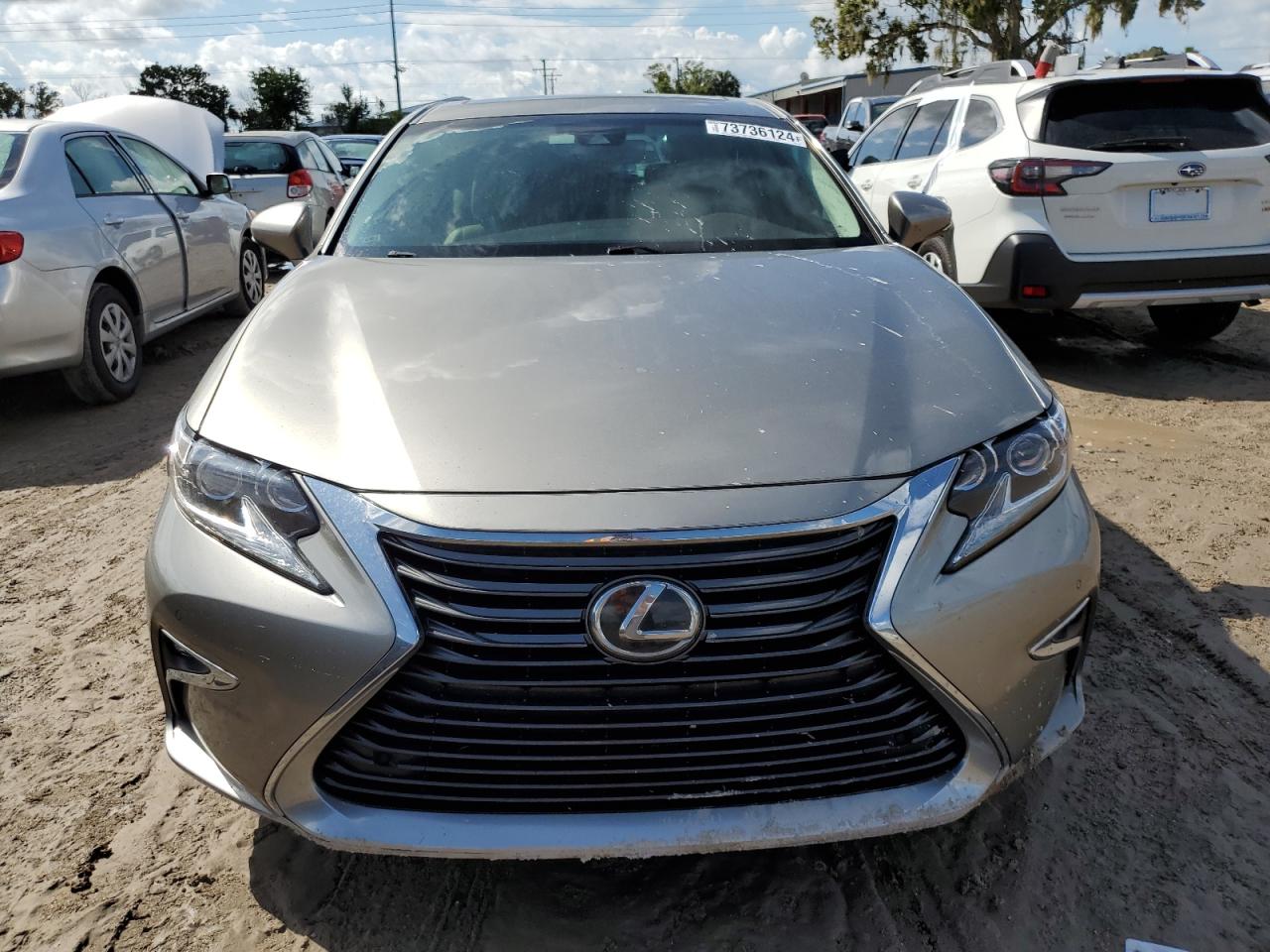 2017 Lexus ES - Image 5