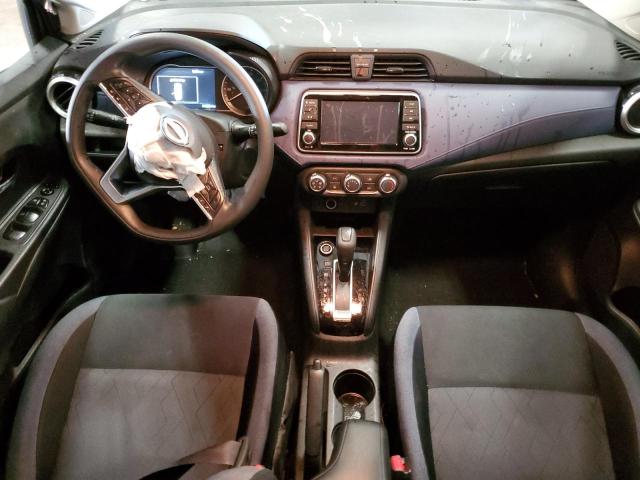  NISSAN VERSA 2024 Серый