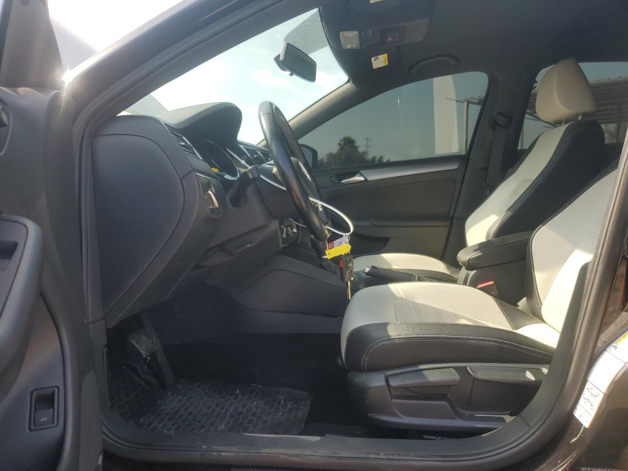 2016 Volkswagen Jetta - Image 7