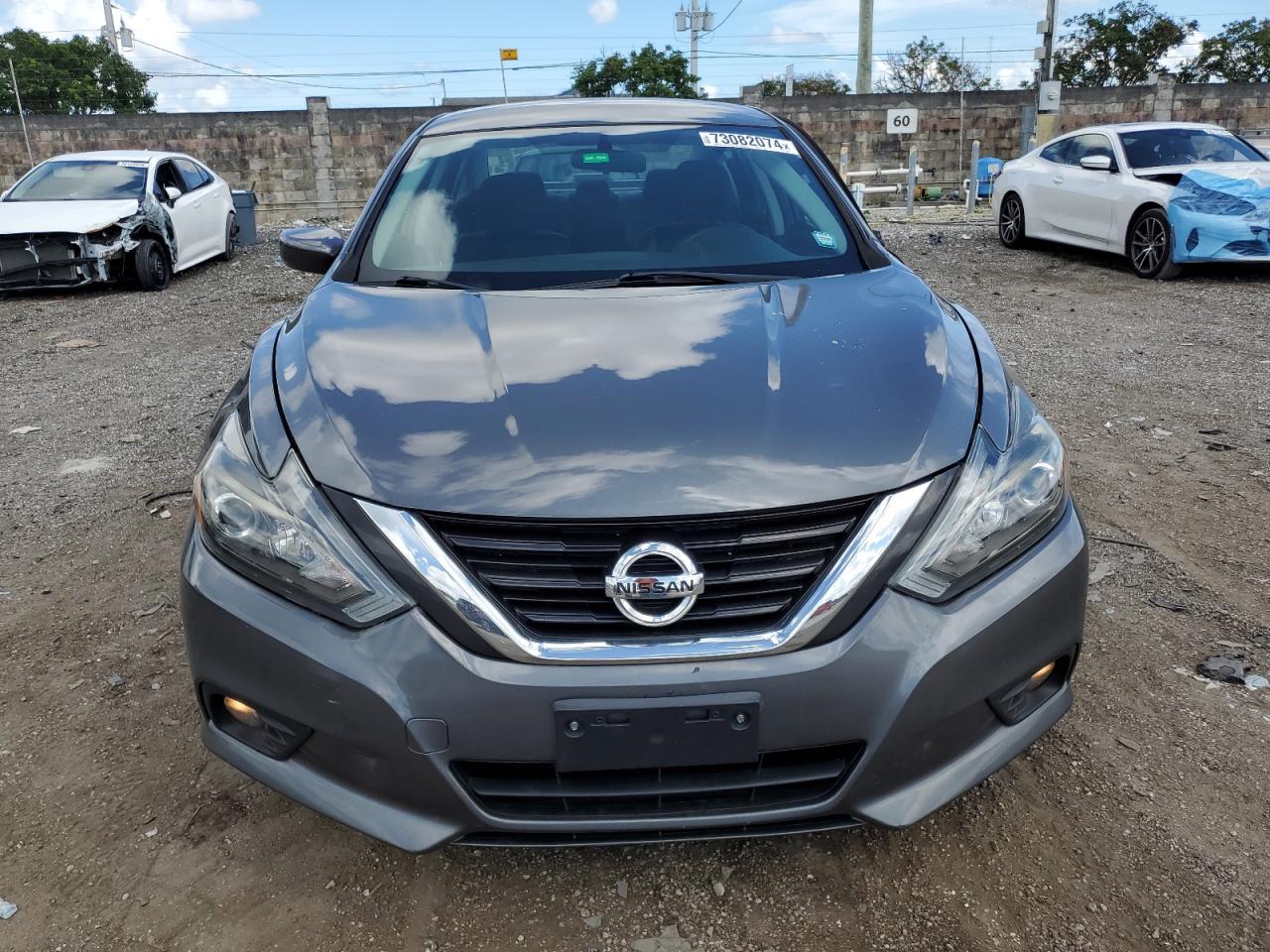 2017 Nissan Altima - Image 5