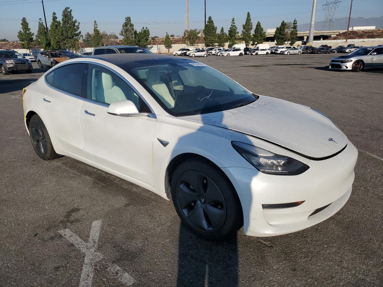 5YJ3E1EBXKF494614 2019 Tesla Model 3