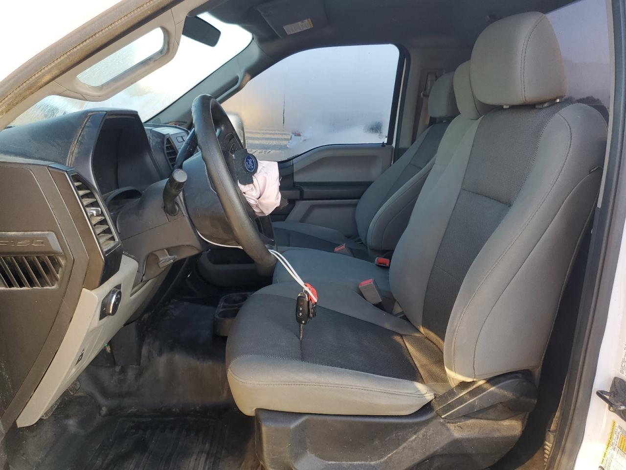 1FTMF1CBXJKC84438 2018 Ford F150