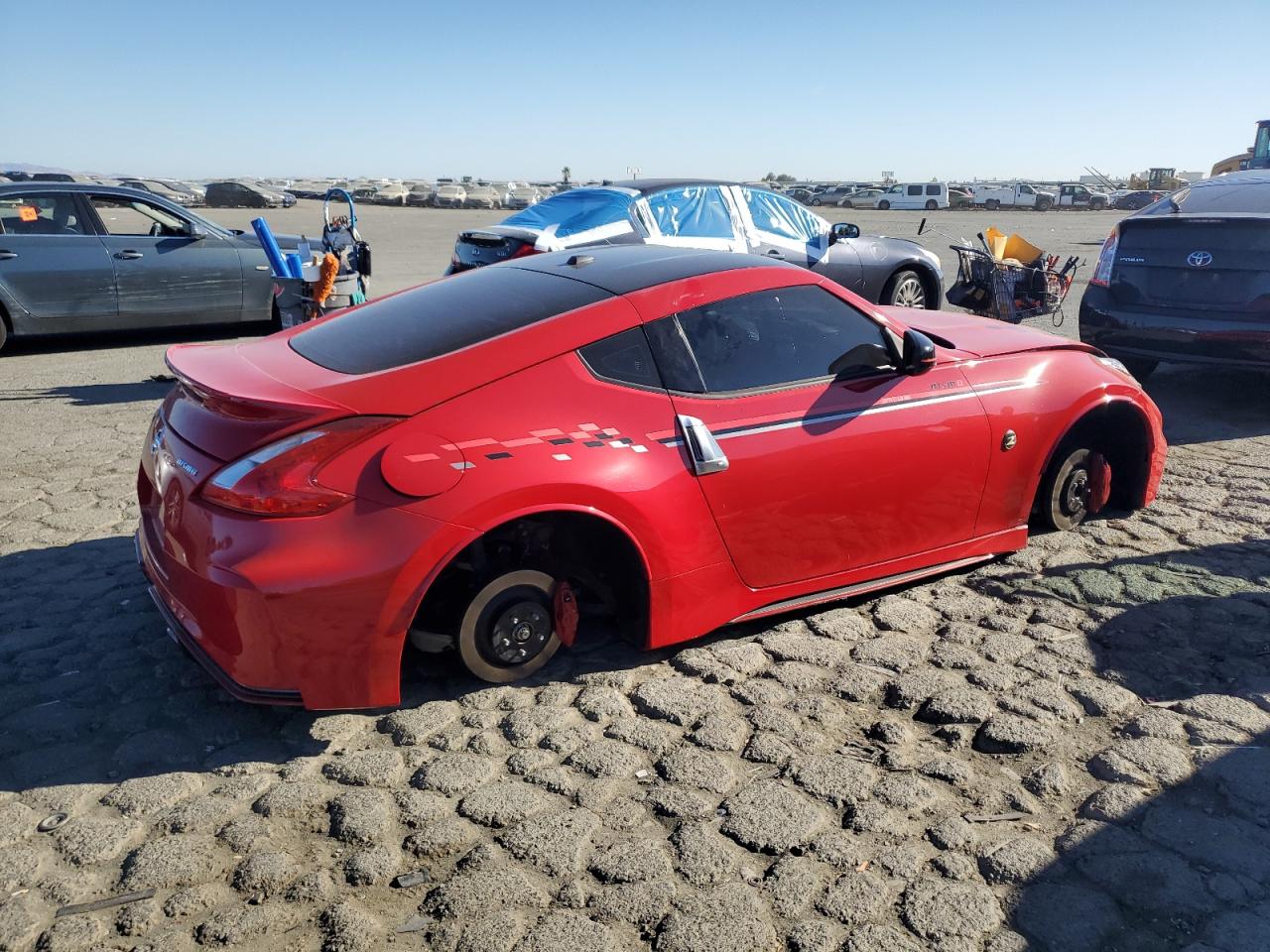 2017 Nissan 370Z - Image 3