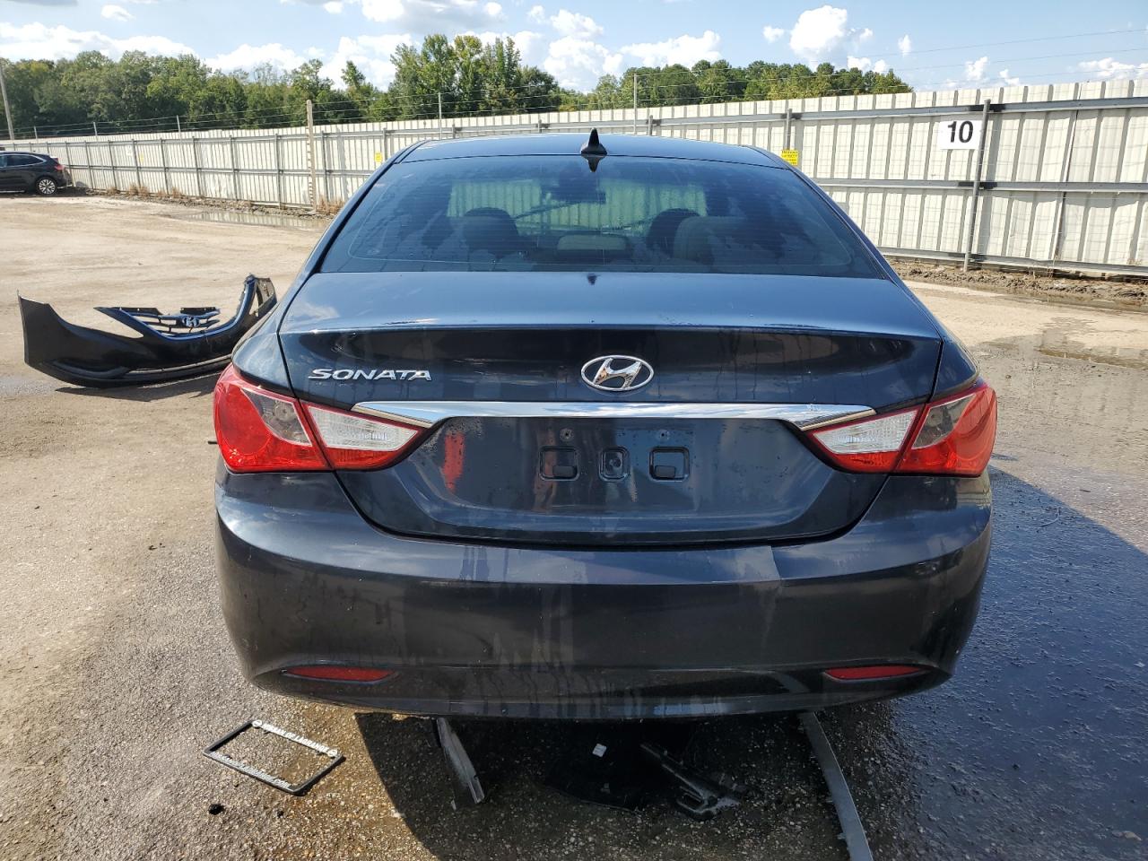 5NPEB4AC2BH213778 2011 Hyundai Sonata Gls