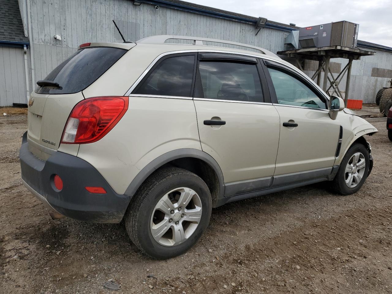 2013 Chevrolet Captiva - Image 3