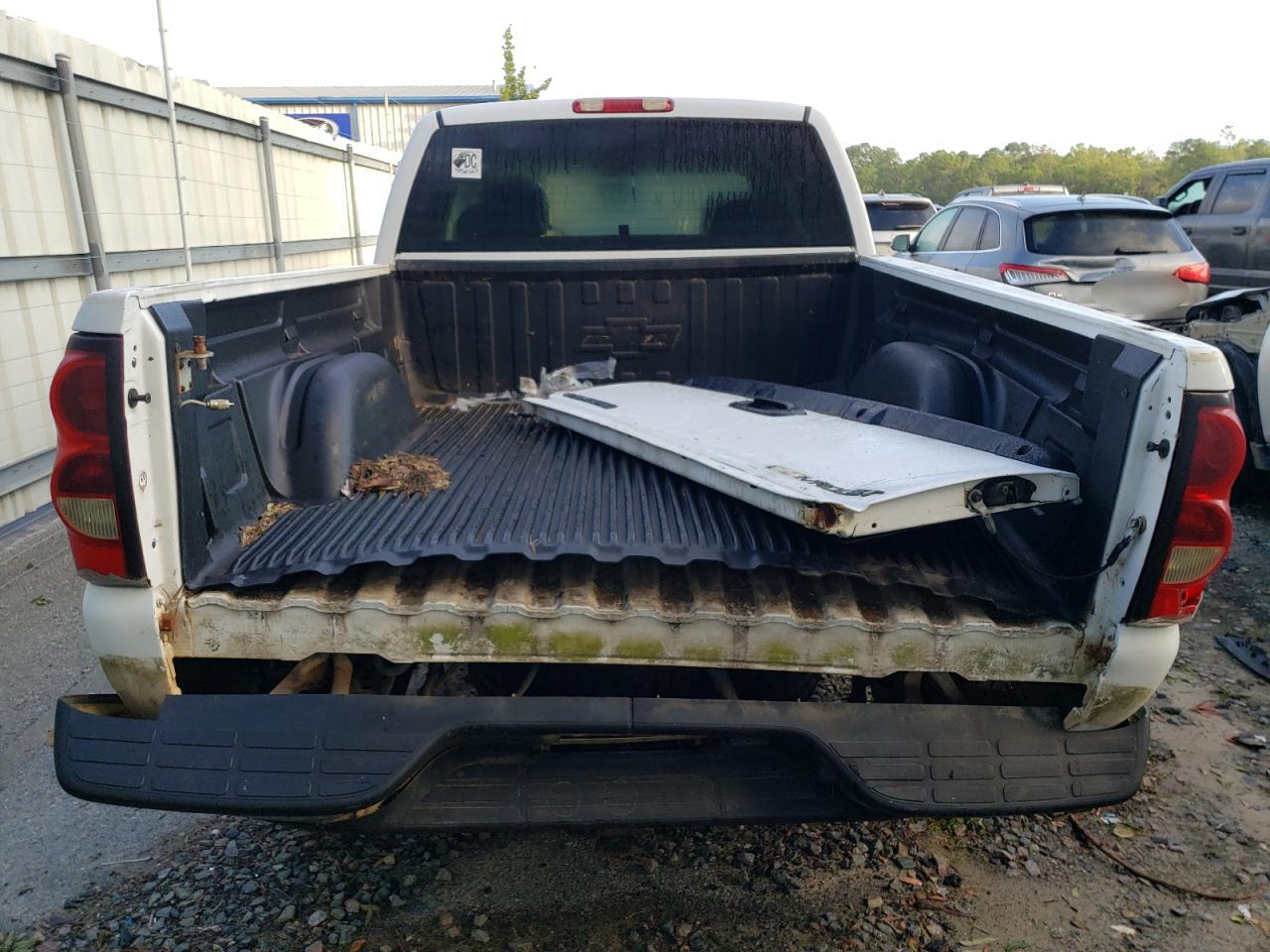 2005 Chevrolet Silverado K1500 VIN: 1GCEK19T55E183120 Lot: 72466294