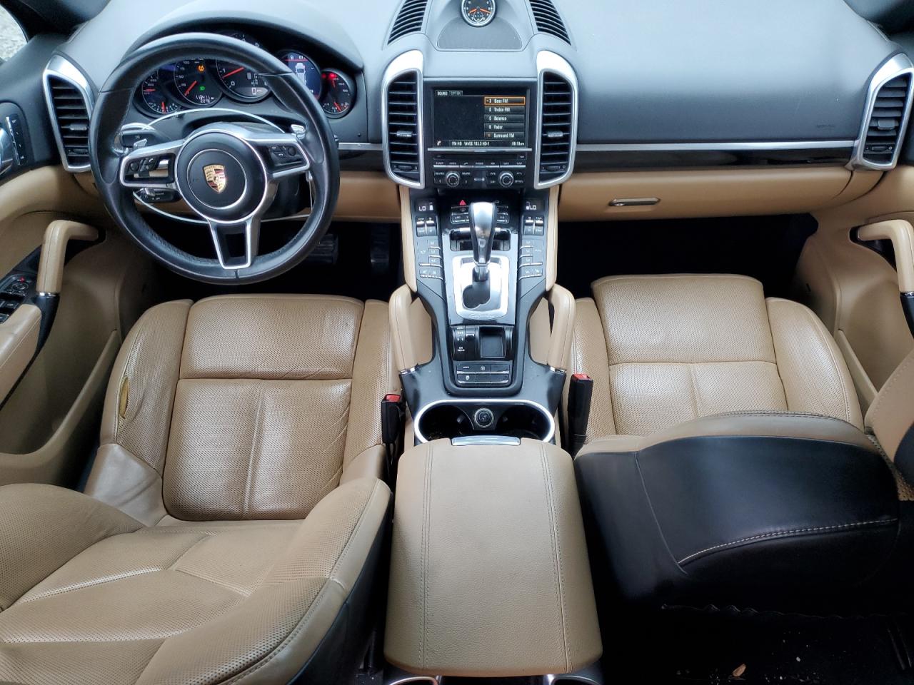 2016 Porsche Cayenne - Image 8