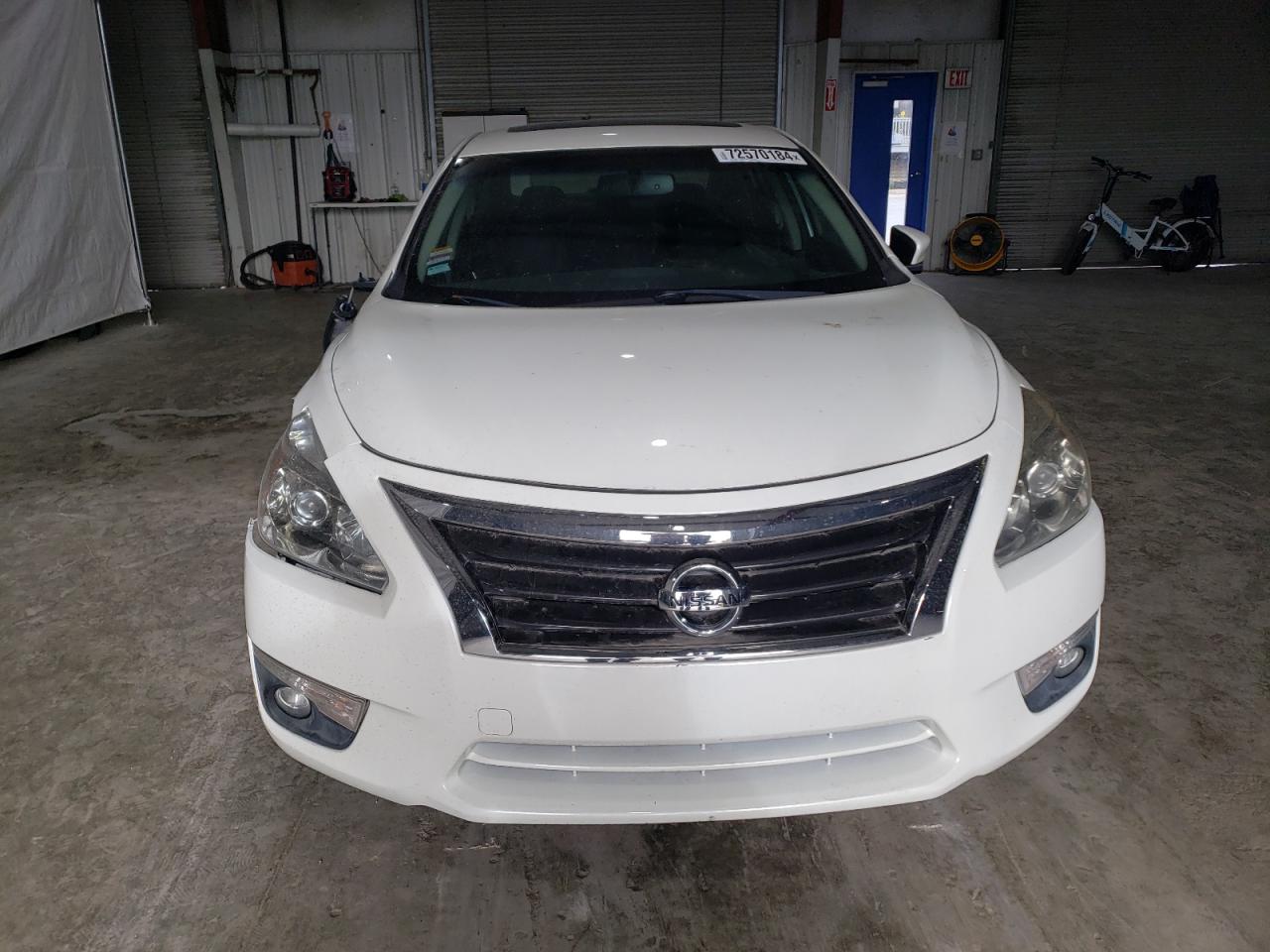 2015 Nissan Altima - Image 5