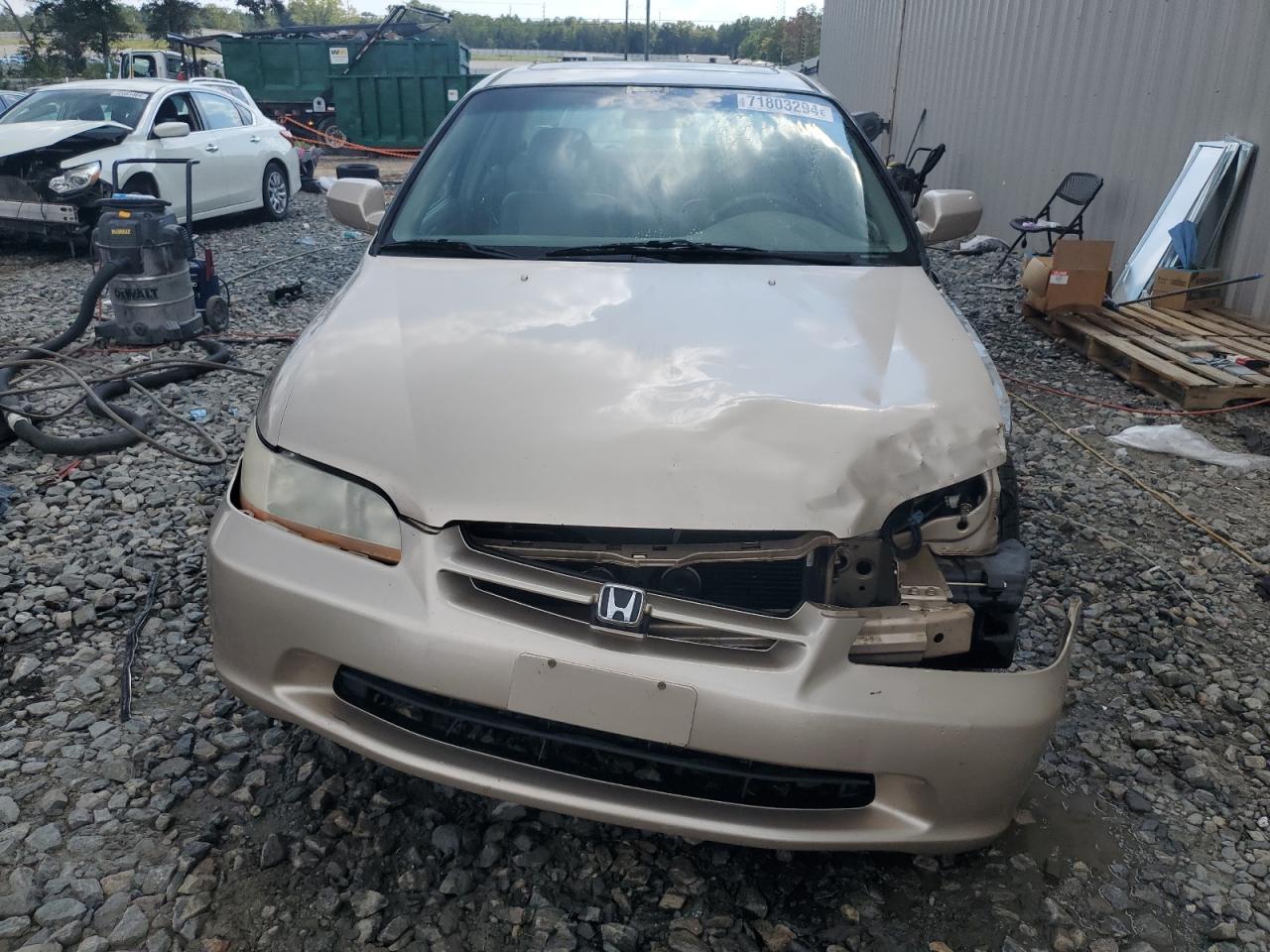 1HGCG165XYA047304 2000 Honda Accord Ex