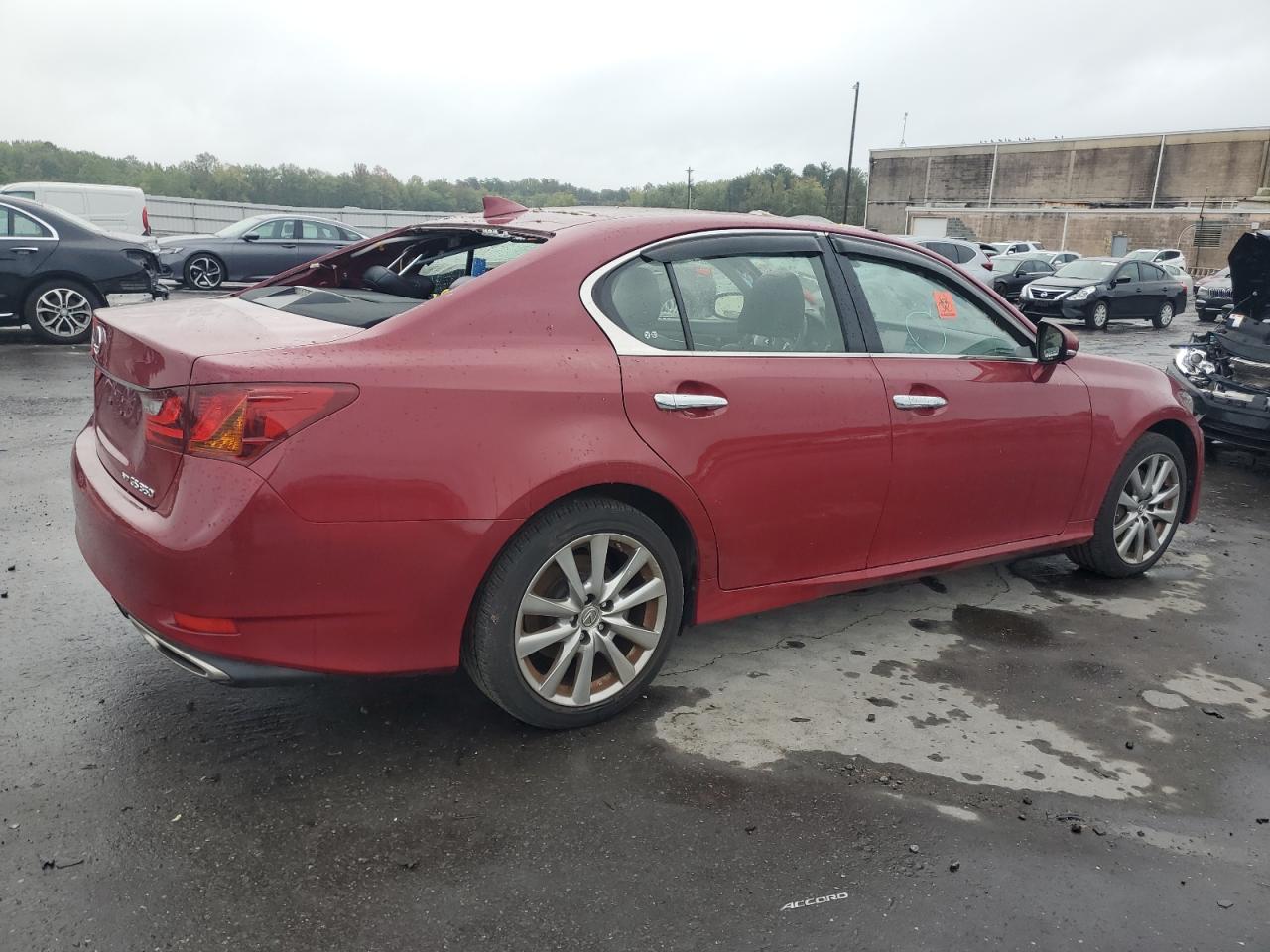 2015 Lexus GS - Image 3