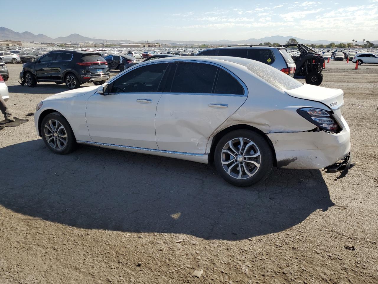 VIN 55SWF4KB6FU072957 2015 MERCEDES-BENZ C-CLASS no.2