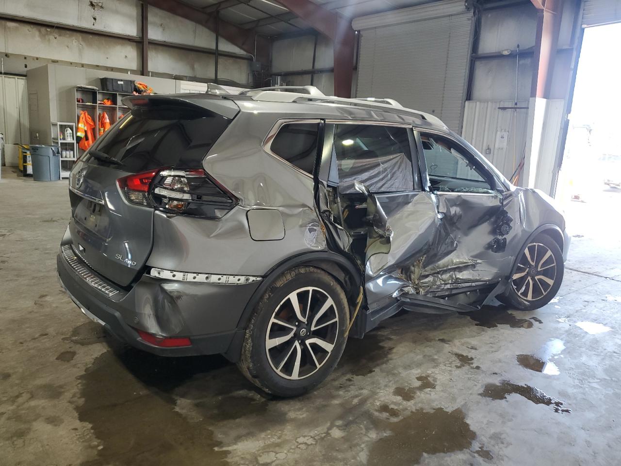 2020 Nissan Rogue - Image 3