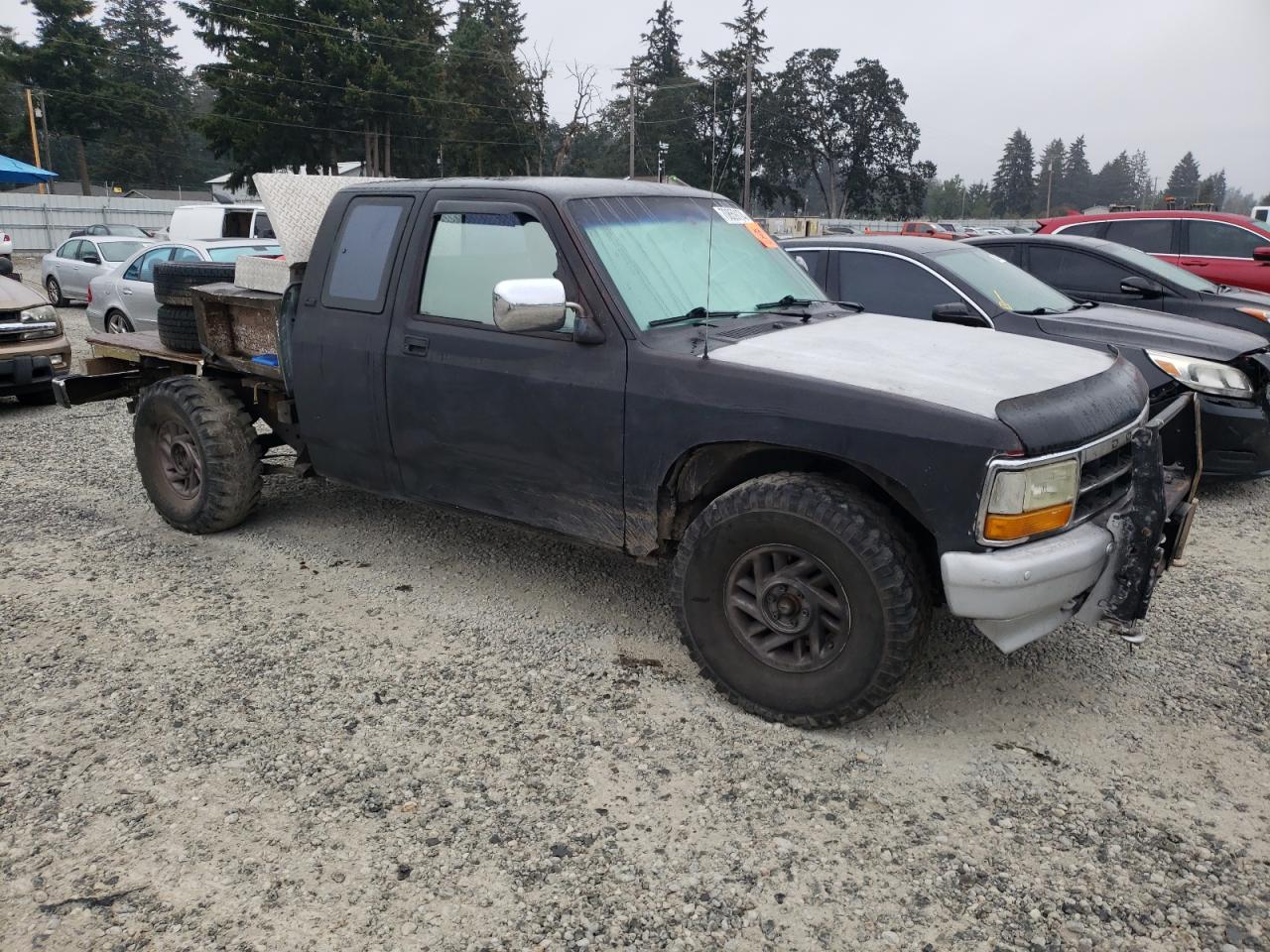 1992 Dodge Dakota VIN: 1B7GL23X4NS517792 Lot: 70859174