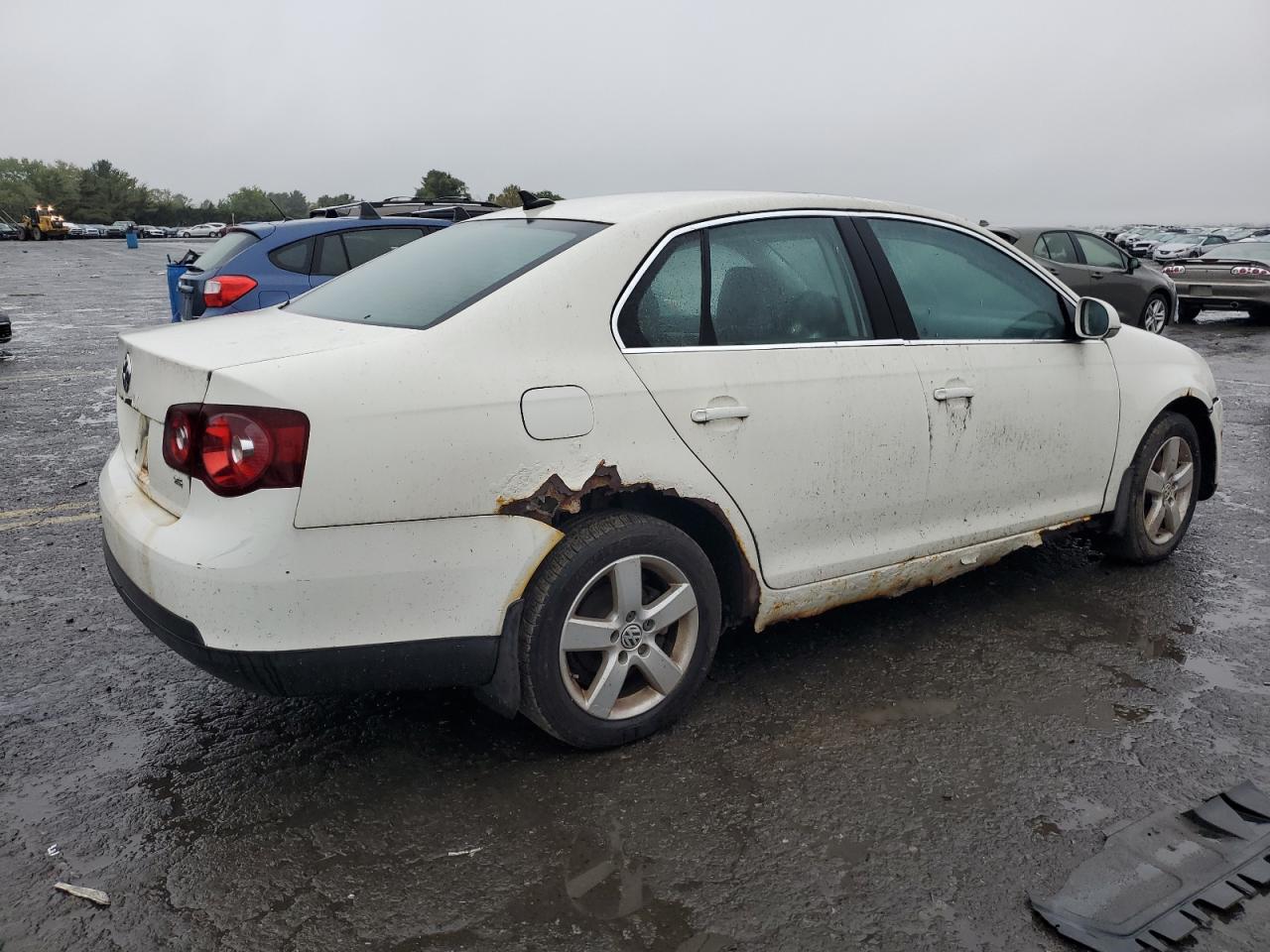 2008 Volkswagen Jetta - Image 3