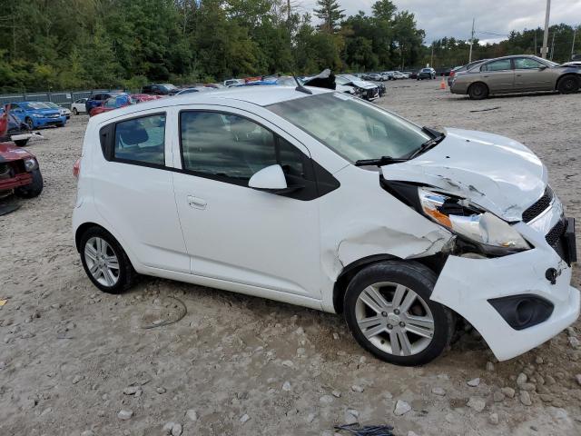 Хэтчбеки CHEVROLET SPARK 2014 Белы