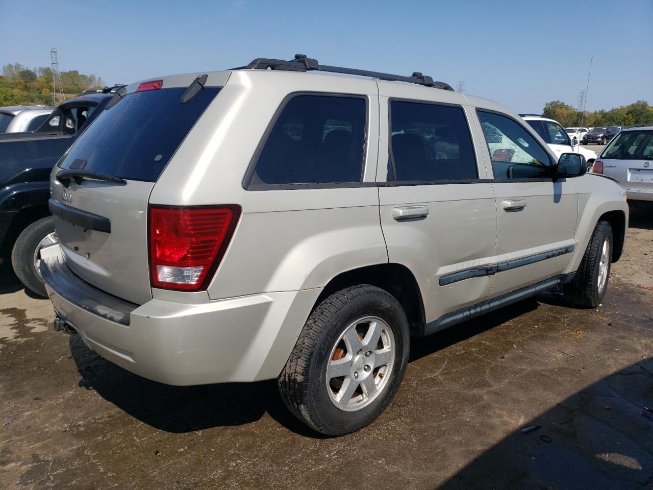 1J8GR48K38C189425 2008 Jeep Grand Cherokee Laredo