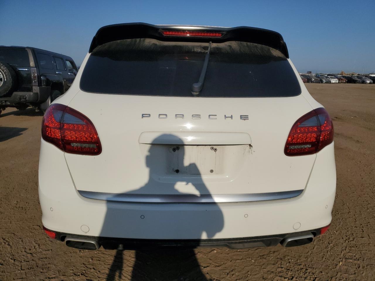 2011 Porsche Cayenne VIN: WP1AA2A22BLA03074 Lot: 70791014