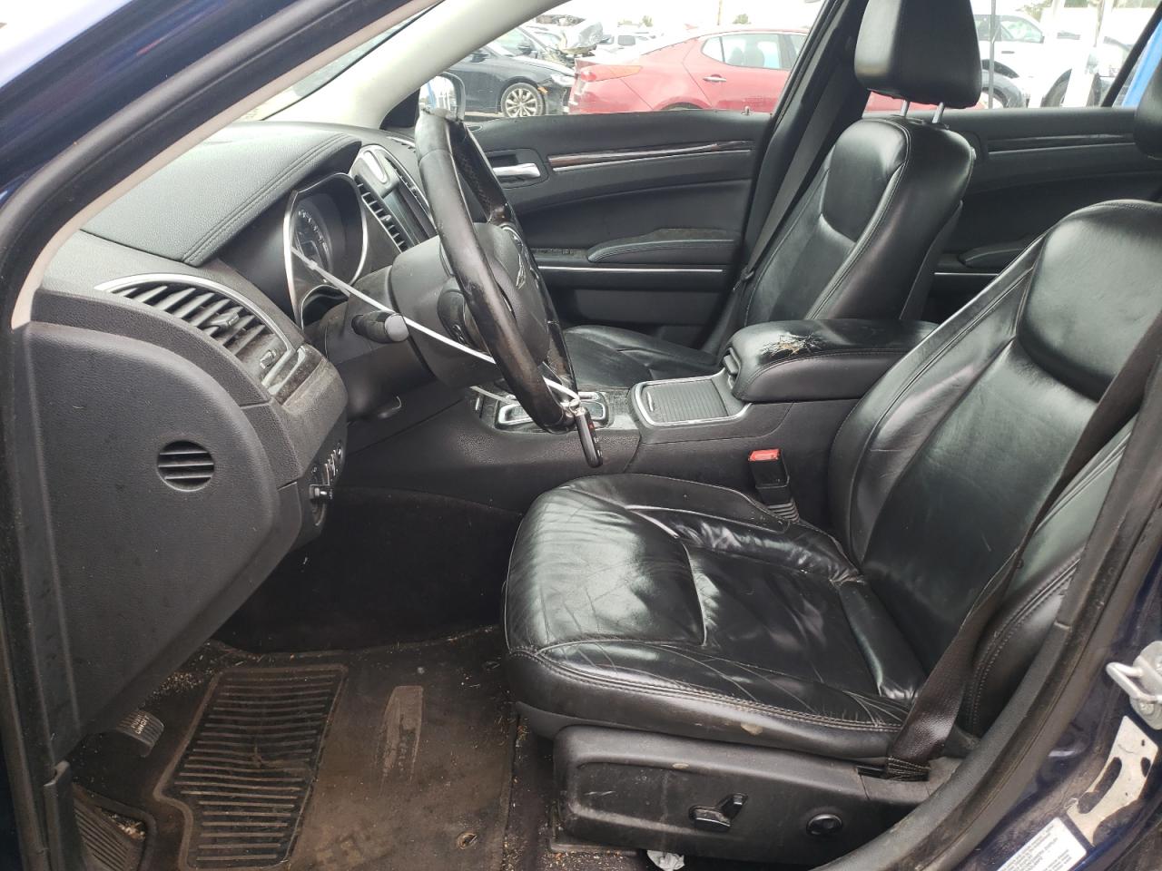 2016 Chrysler 300 - Image 7