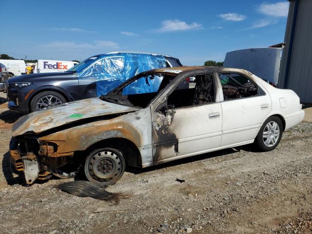 2000 Toyota Camry Ce იყიდება Mocksville-ში, NC - Burn