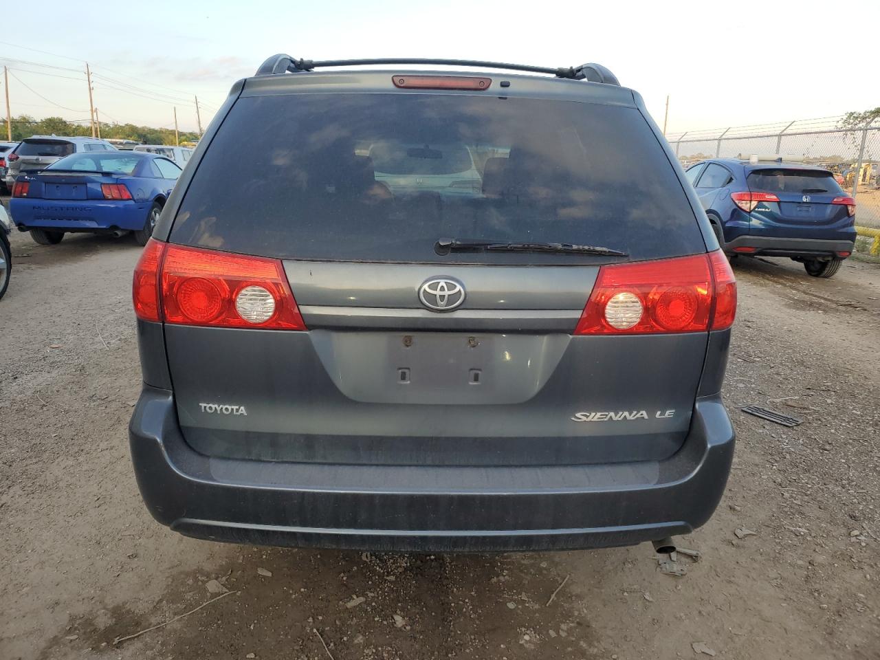 5TDKK4CC0AS319980 2010 Toyota Sienna Ce