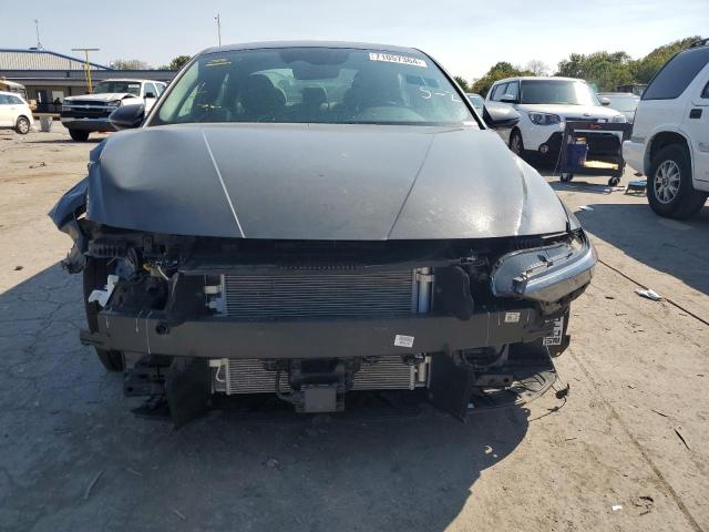  HYUNDAI ELANTRA 2024 Srebrny