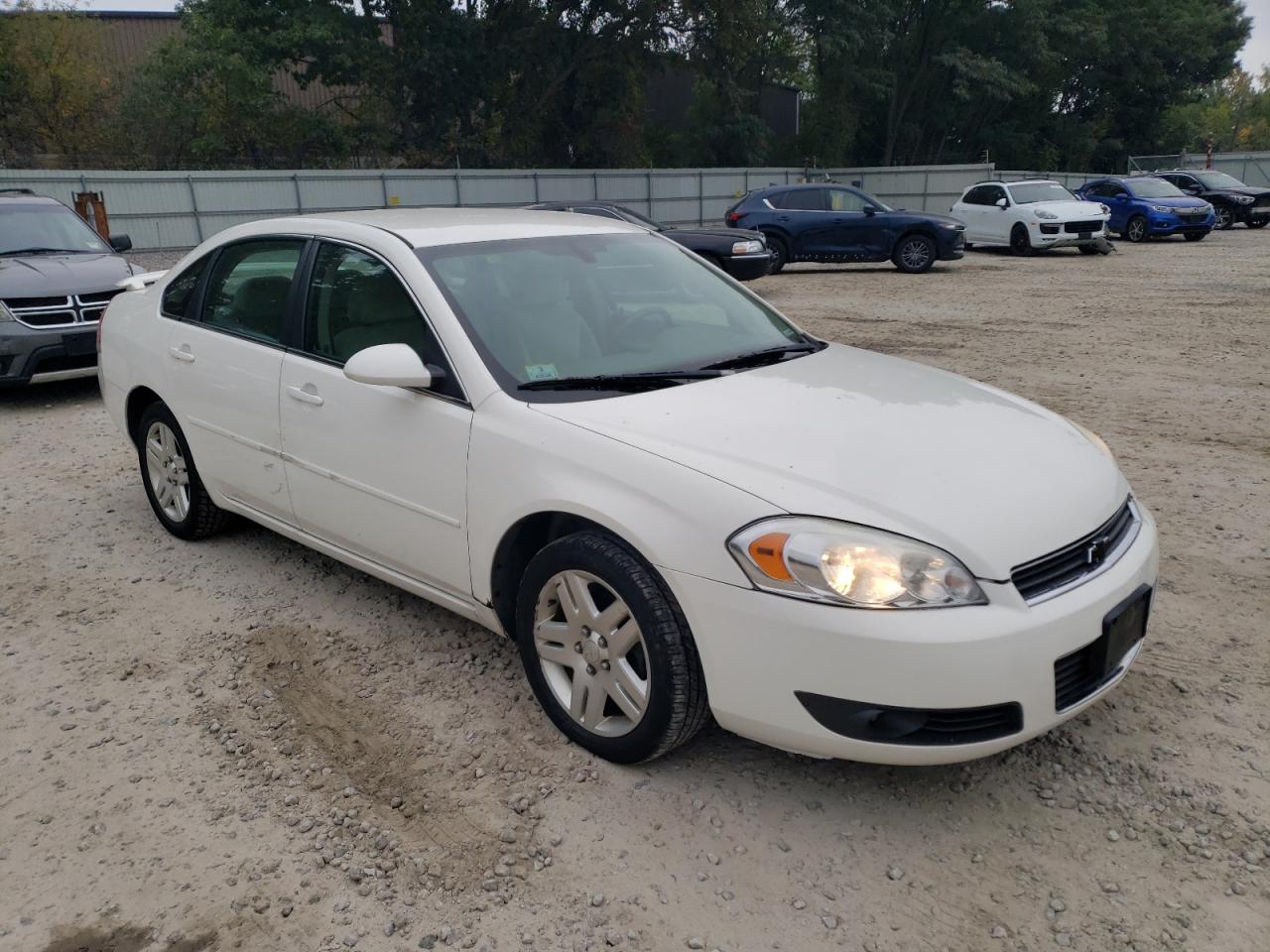 2008 Chevrolet Impala - Image 4