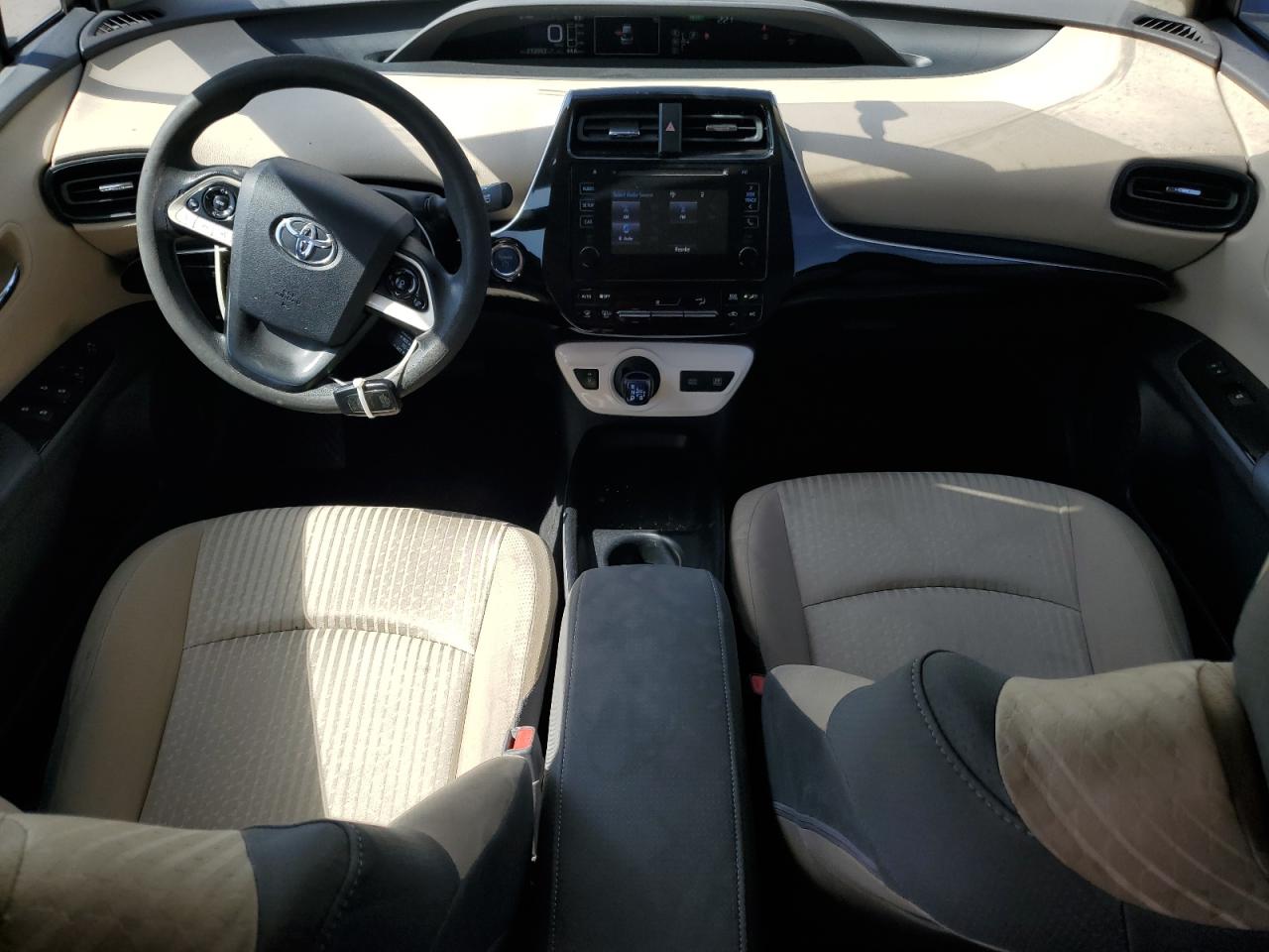 2016 Toyota Prius - Image 8