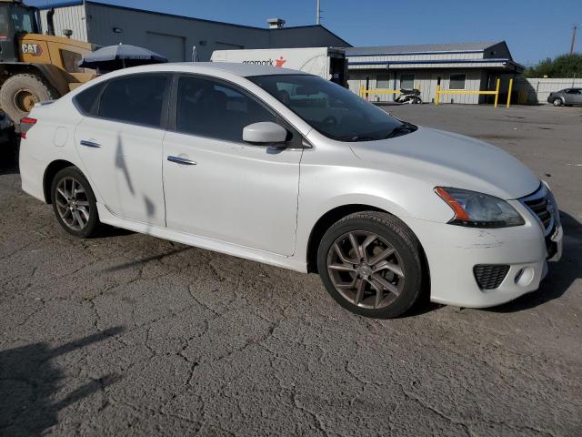 Sedans NISSAN SENTRA 2013 Biały