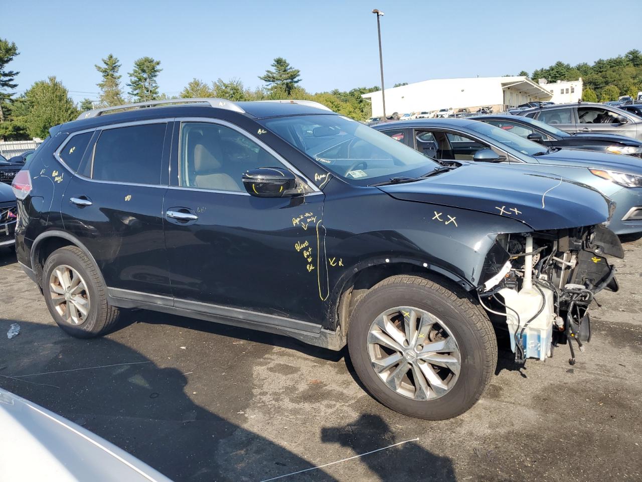 2016 Nissan Rogue - Image 4