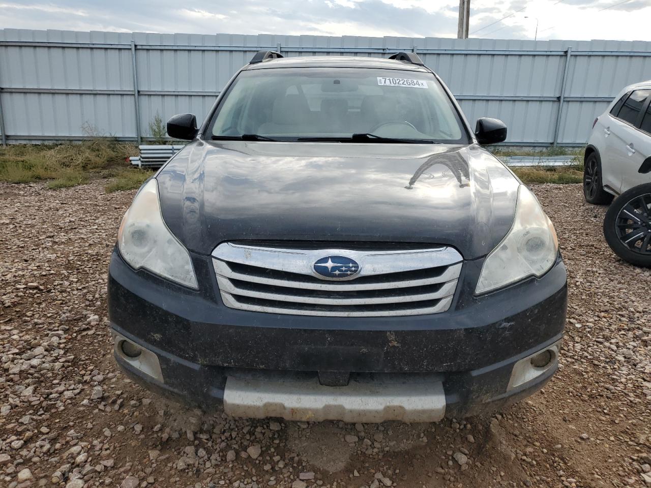 2011 Subaru Outback - Image 5