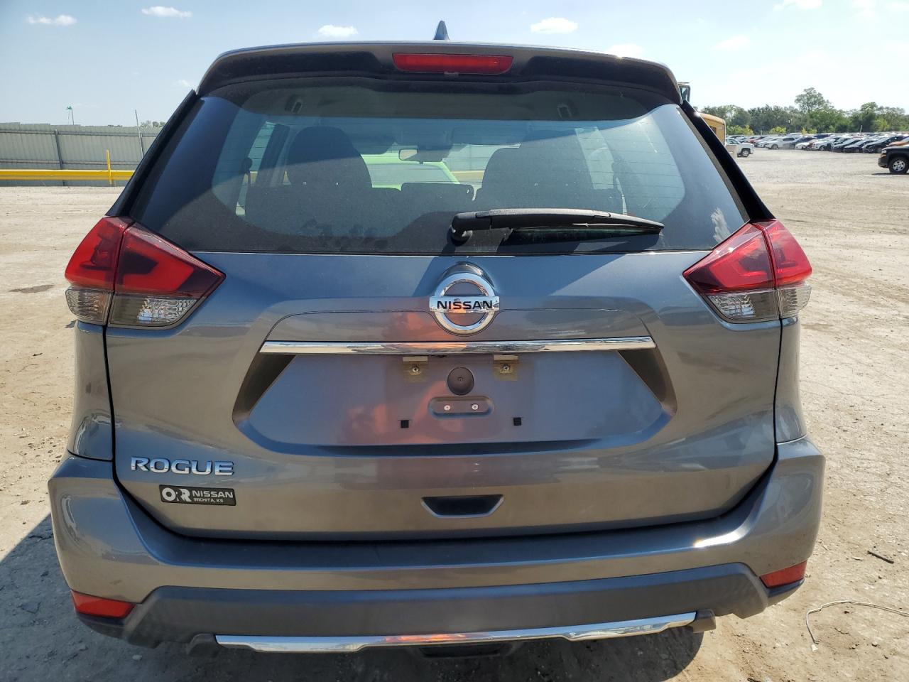 2020 Nissan Rogue S VIN: KNMAT2MT0LP518326 Lot: 71073184