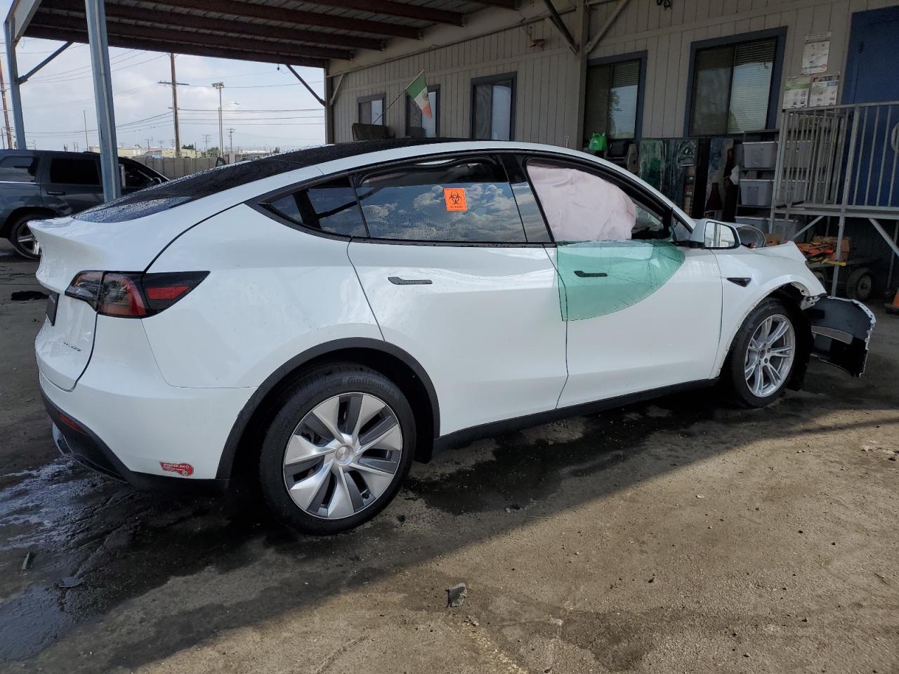 7SAYGDEE0PF893389 2023 Tesla Model Y