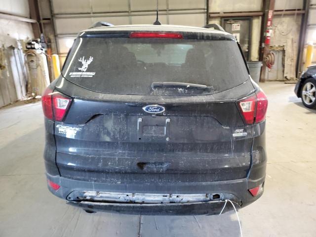  FORD ESCAPE 2019 Czarny