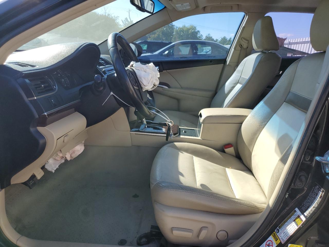 2012 Toyota Camry - Image 7